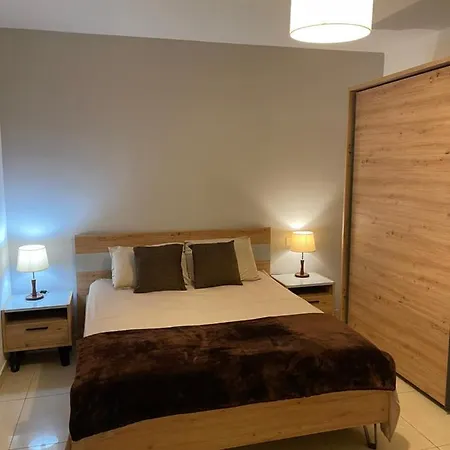 Spinola Bay - Beatiful 3-double Bed Near In Prime Location *
