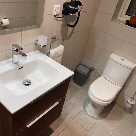 Spinola Bay - Beatiful 3-double Bed Near In Prime Location San Julián