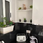 Spinola Bay - Beatiful 3-double Bed Near In Prime Location