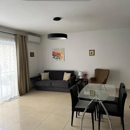 Spinola Bay - Beatiful 3-double Bed Near In Prime Location Saint Julian's